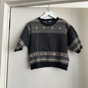 Vintage Winter Print Navy Short Sleeve Sweater